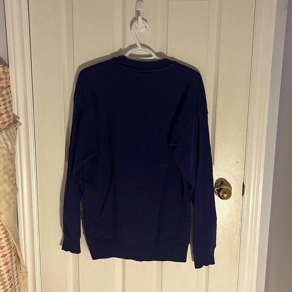 H&M Blank Staples Blue Crewneck Sweater - Picture 2 of 2
